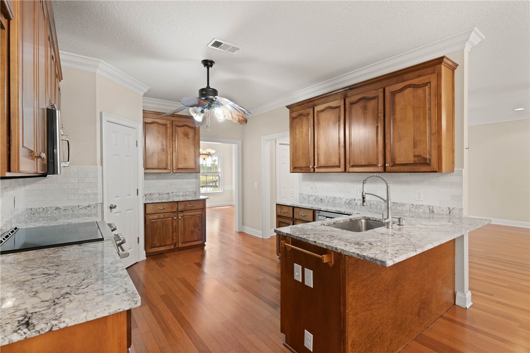 Brunswick, Georgia 31523, United States, 5 Bedrooms Bedrooms, ,4 BathroomsBathrooms,Residential,Active,146570