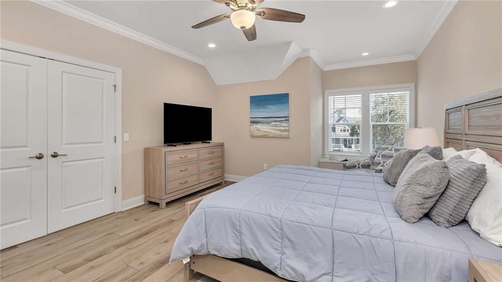 St Simons Island, Georgia 31522, United States, 4 Bedrooms Bedrooms, ,5 BathroomsBathrooms,Residential,Active,85022