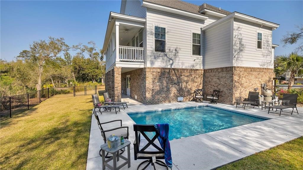 St Simons Island, Georgia 31522, United States, 4 Bedrooms Bedrooms, ,5 BathroomsBathrooms,Residential,Active,85022