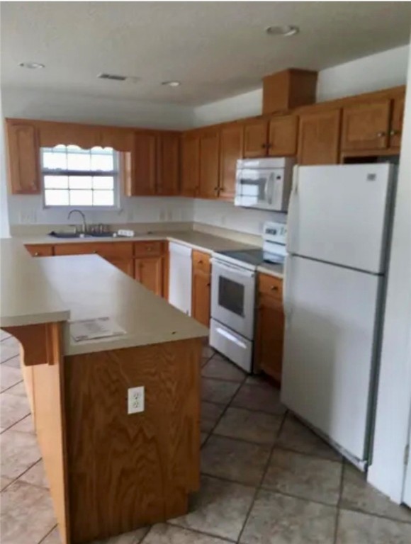 Brunswick, Georgia 31520, United States, 6 Bedrooms Bedrooms, ,4 BathroomsBathrooms,Residential,Pending,26697