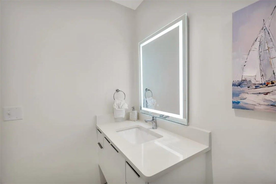 Brunswick, Georgia 31520, United States, 1 Bedroom Bedrooms, ,1 BathroomBathrooms,Residential,Active,88901