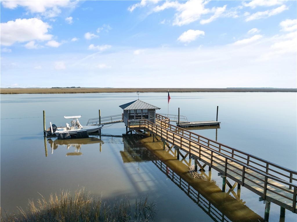 St Simons Island, Georgia 31522, United States, 4 Bedrooms Bedrooms, ,5 BathroomsBathrooms,Residential,Active,108274