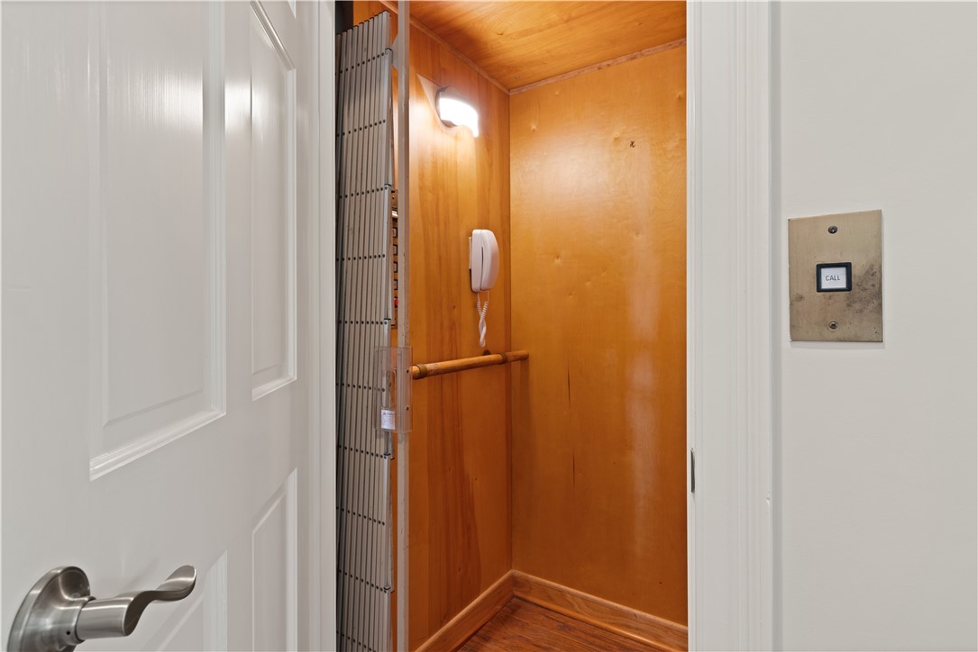 St Simons Island, Georgia 31522, United States, 4 Bedrooms Bedrooms, ,5 BathroomsBathrooms,Residential,Active,108274