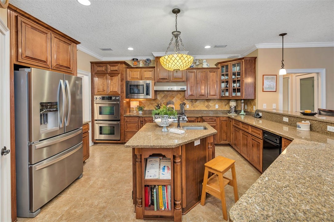 St Simons Island, Georgia 31522, United States, 4 Bedrooms Bedrooms, ,4 BathroomsBathrooms,Residential,Active,198105