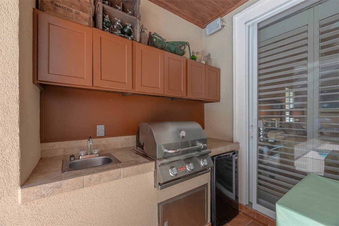 St Simons Island, Georgia 31522, United States, 4 Bedrooms Bedrooms, ,4 BathroomsBathrooms,Residential,Active,198105