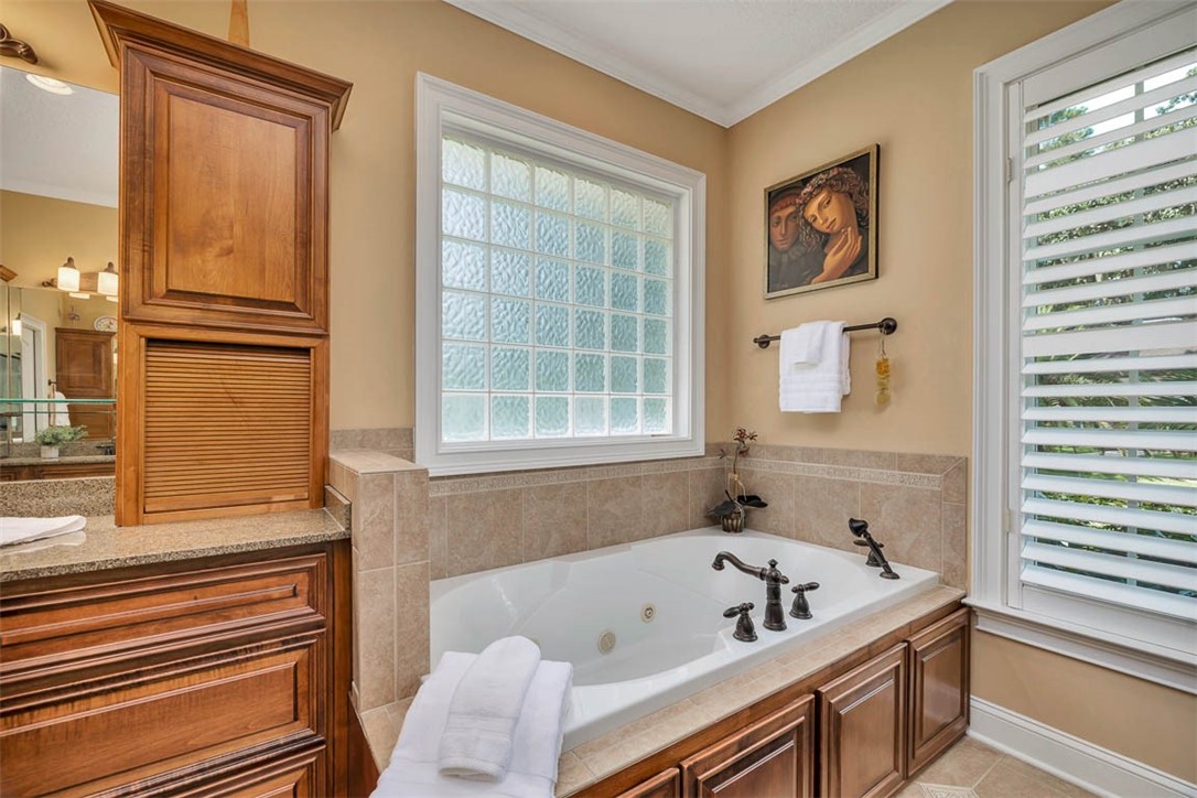 St Simons Island, Georgia 31522, United States, 4 Bedrooms Bedrooms, ,4 BathroomsBathrooms,Residential,Active,198105