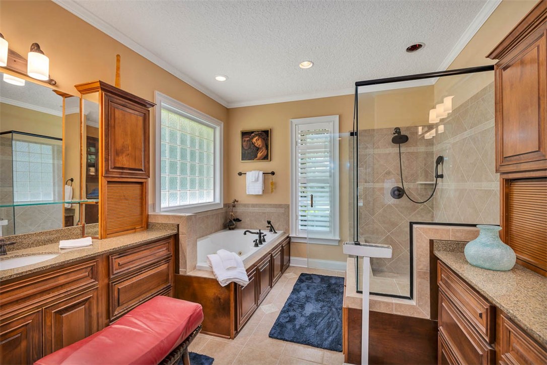 St Simons Island, Georgia 31522, United States, 4 Bedrooms Bedrooms, ,4 BathroomsBathrooms,Residential,Active,198105