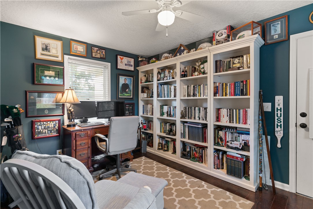 St Simons Island, Georgia 31522, United States, 4 Bedrooms Bedrooms, ,3 BathroomsBathrooms,Residential,Active,7045