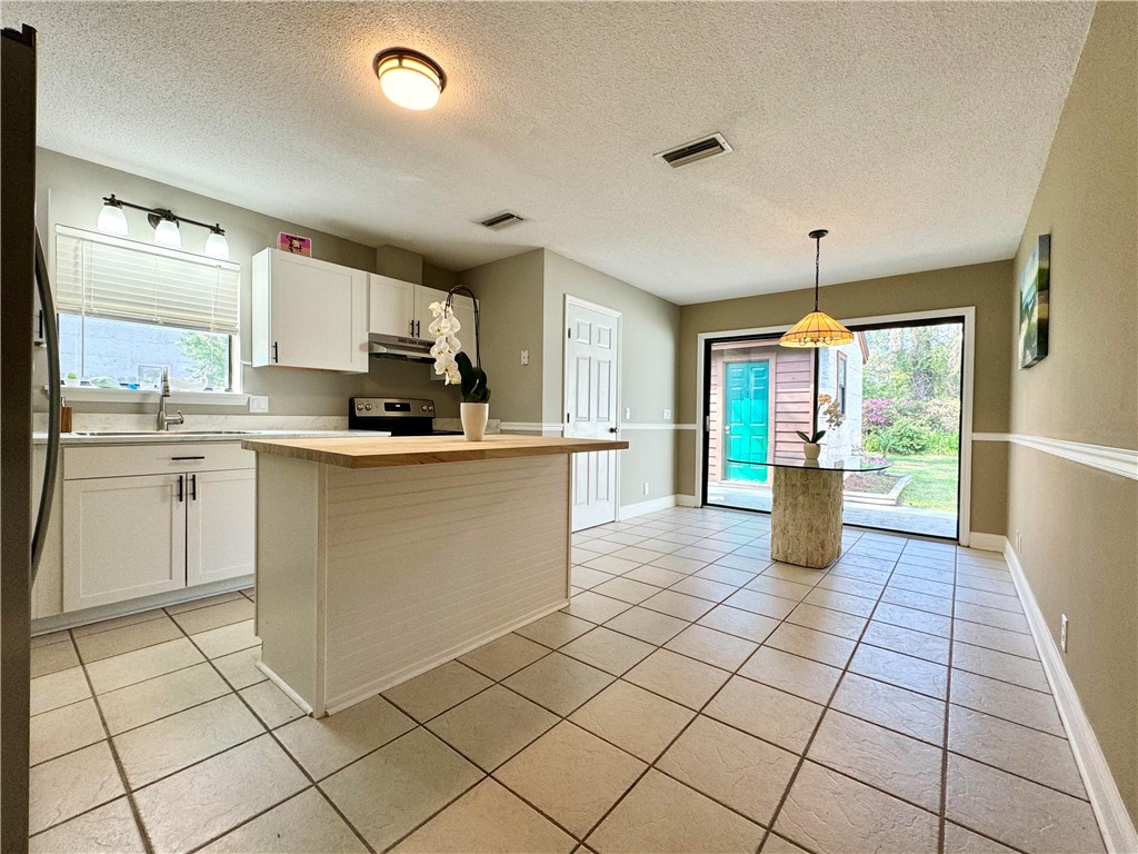 Brunswick, Georgia 31520, United States, 2 Bedrooms Bedrooms, ,2 BathroomsBathrooms,Residential,Active,91729