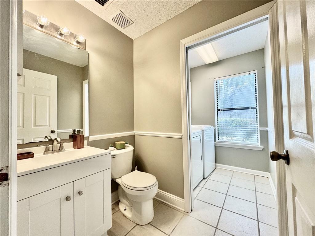 Brunswick, Georgia 31520, United States, 2 Bedrooms Bedrooms, ,2 BathroomsBathrooms,Residential,Active,91729