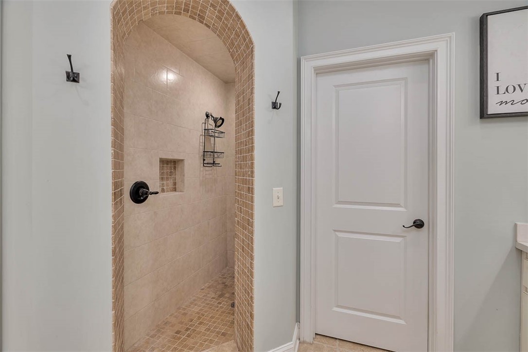 Brunswick, Georgia 31525, United States, 4 Bedrooms Bedrooms, ,4 BathroomsBathrooms,Residential,Pending,7648