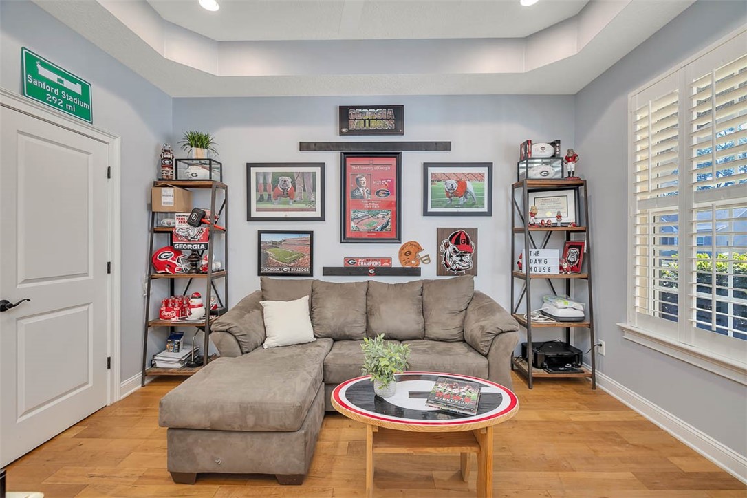 Brunswick, Georgia 31525, United States, 4 Bedrooms Bedrooms, ,4 BathroomsBathrooms,Residential,Pending,7648