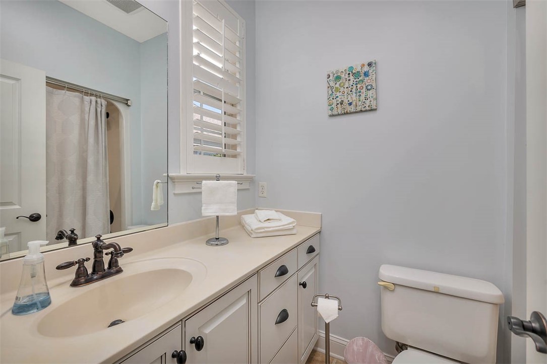 Brunswick, Georgia 31525, United States, 4 Bedrooms Bedrooms, ,4 BathroomsBathrooms,Residential,Pending,7648