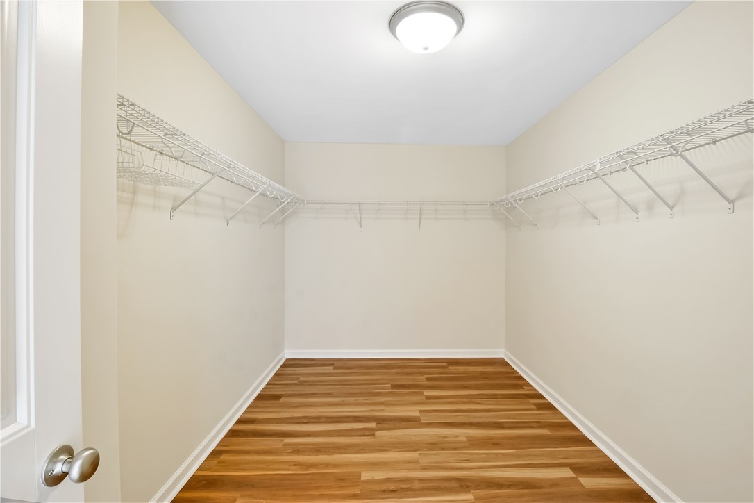 Brunswick, Georgia 31523, United States, 4 Bedrooms Bedrooms, ,3 BathroomsBathrooms,Residential,Active,247323