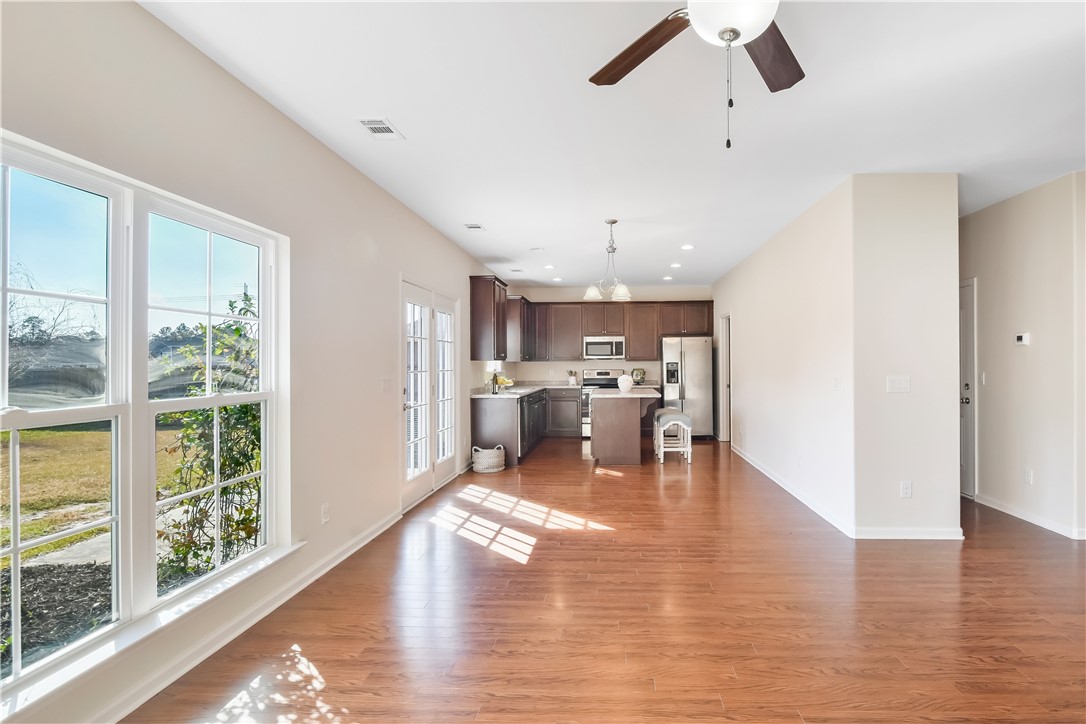 Brunswick, Georgia 31523, United States, 4 Bedrooms Bedrooms, ,3 BathroomsBathrooms,Residential,Active,247323