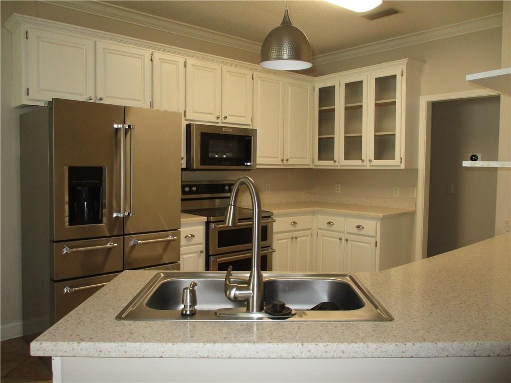 Brunswick, Georgia 31523, United States, 3 Bedrooms Bedrooms, ,3 BathroomsBathrooms,Residential,Active,211103