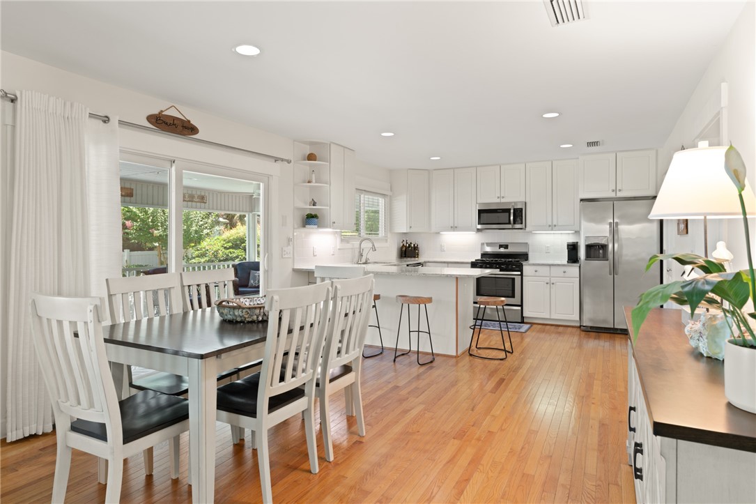 St Simons Island, Georgia 31522, United States, 4 Bedrooms Bedrooms, ,4 BathroomsBathrooms,Residential,Active,150626