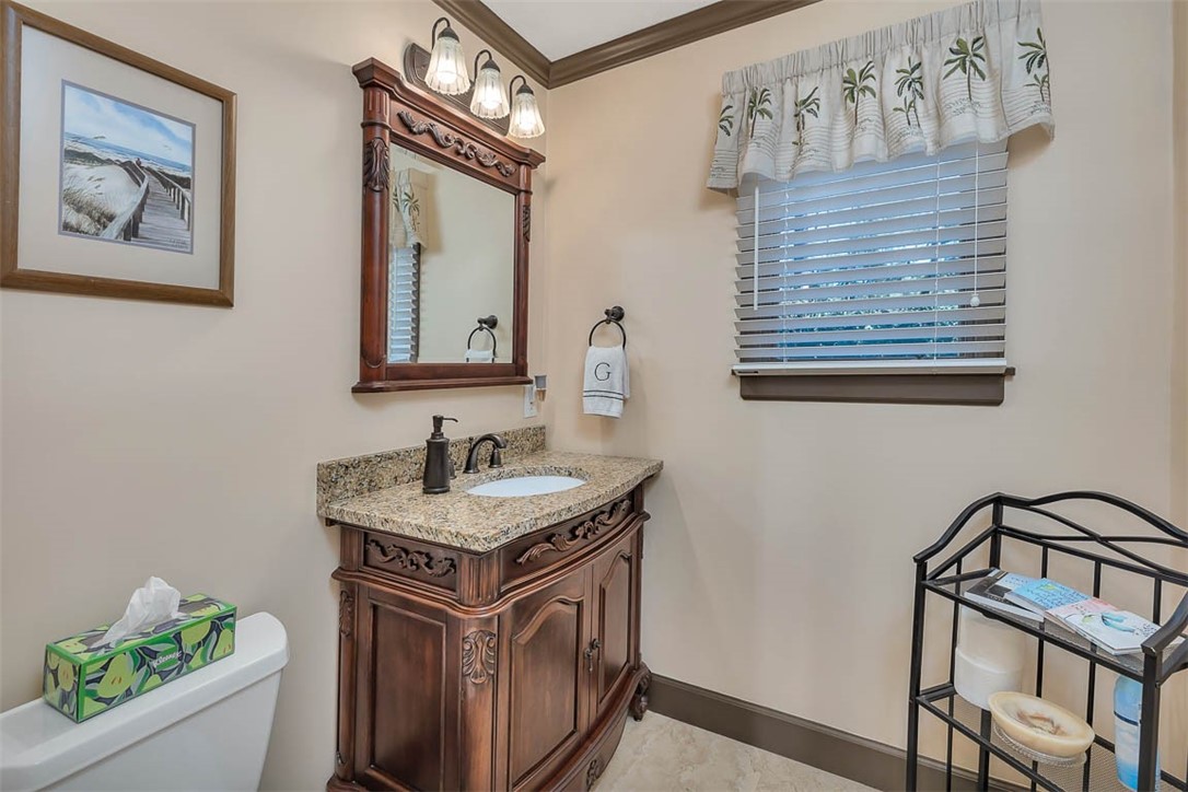 St Simons Island, Georgia 31522, United States, 4 Bedrooms Bedrooms, ,4 BathroomsBathrooms,Residential,Pending,17274