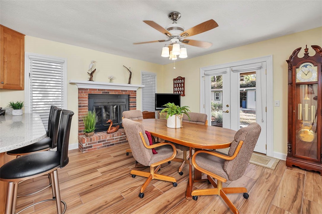 St Simons Island, Georgia 31522, United States, 4 Bedrooms Bedrooms, ,4 BathroomsBathrooms,Residential,Pending,17274