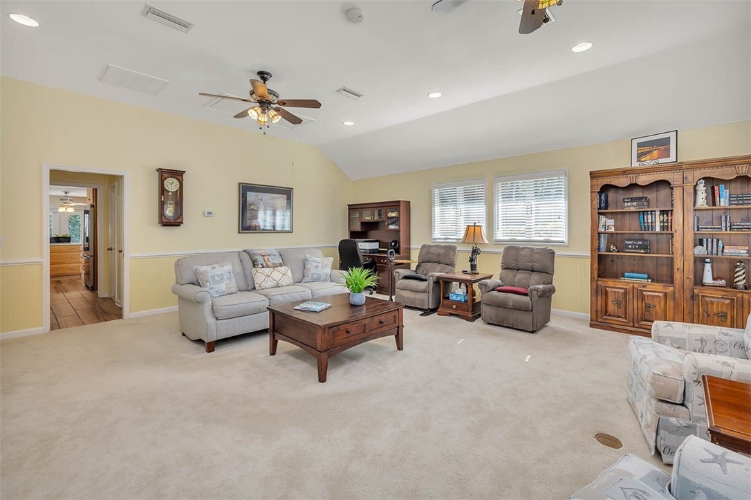 St Simons Island, Georgia 31522, United States, 4 Bedrooms Bedrooms, ,4 BathroomsBathrooms,Residential,Pending,17274