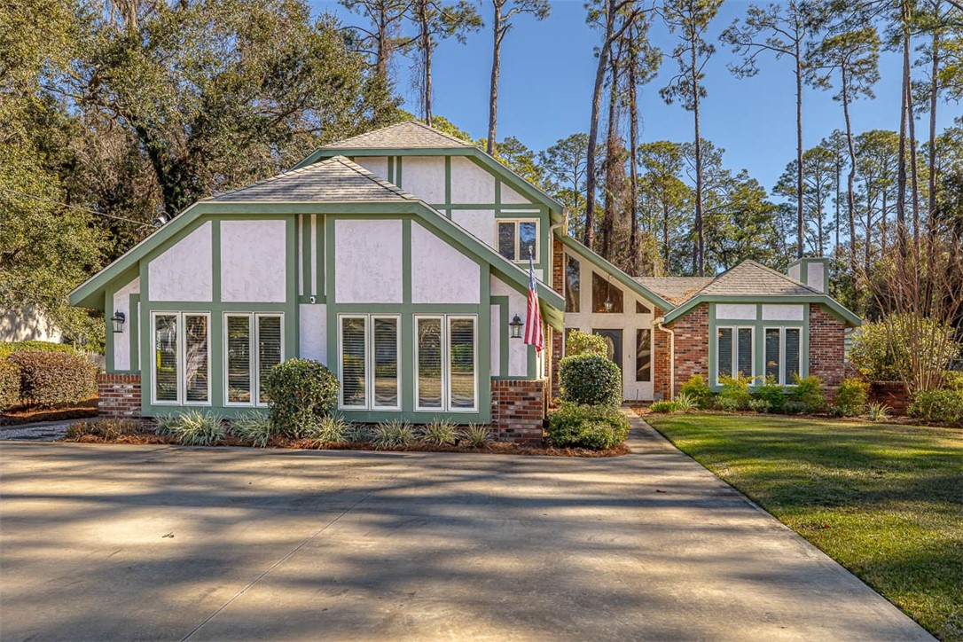 St Simons Island, Georgia 31522, United States, 4 Bedrooms Bedrooms, ,4 BathroomsBathrooms,Residential,Pending,17274