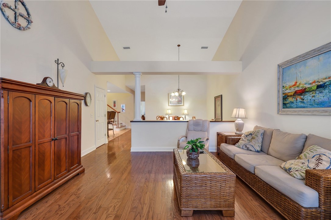 Brunswick, Georgia 31525, United States, 3 Bedrooms Bedrooms, ,3 BathroomsBathrooms,Residential,Active,87933