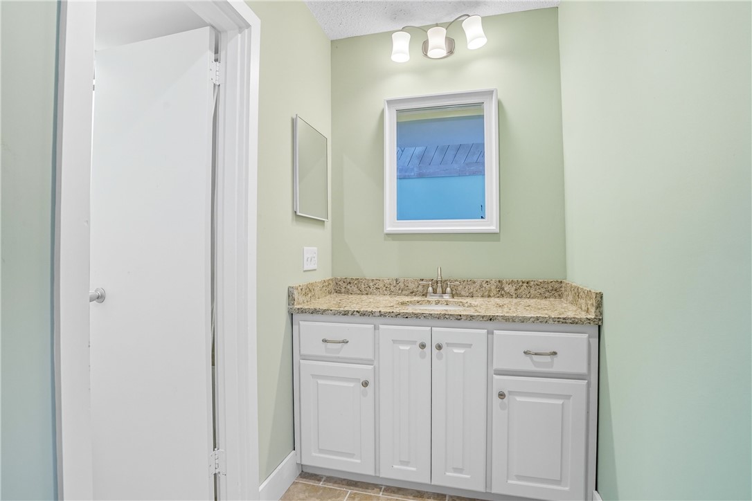 St Simons Island, Georgia 31522, United States, 3 Bedrooms Bedrooms, ,3 BathroomsBathrooms,Residential,Active,221318