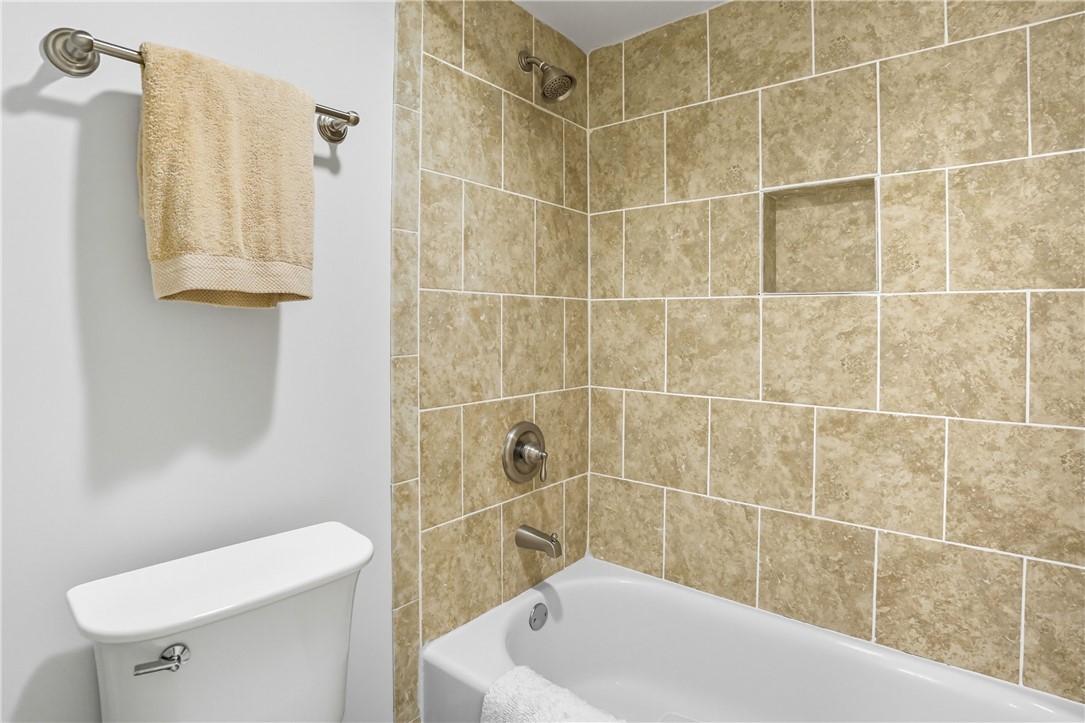 St Simons Island, Georgia 31522, United States, 3 Bedrooms Bedrooms, ,3 BathroomsBathrooms,Residential,Active,221318