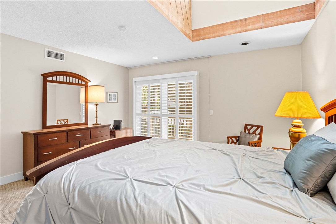 St Simons Island, Georgia 31522, United States, 3 Bedrooms Bedrooms, ,3 BathroomsBathrooms,Residential,Active,221318