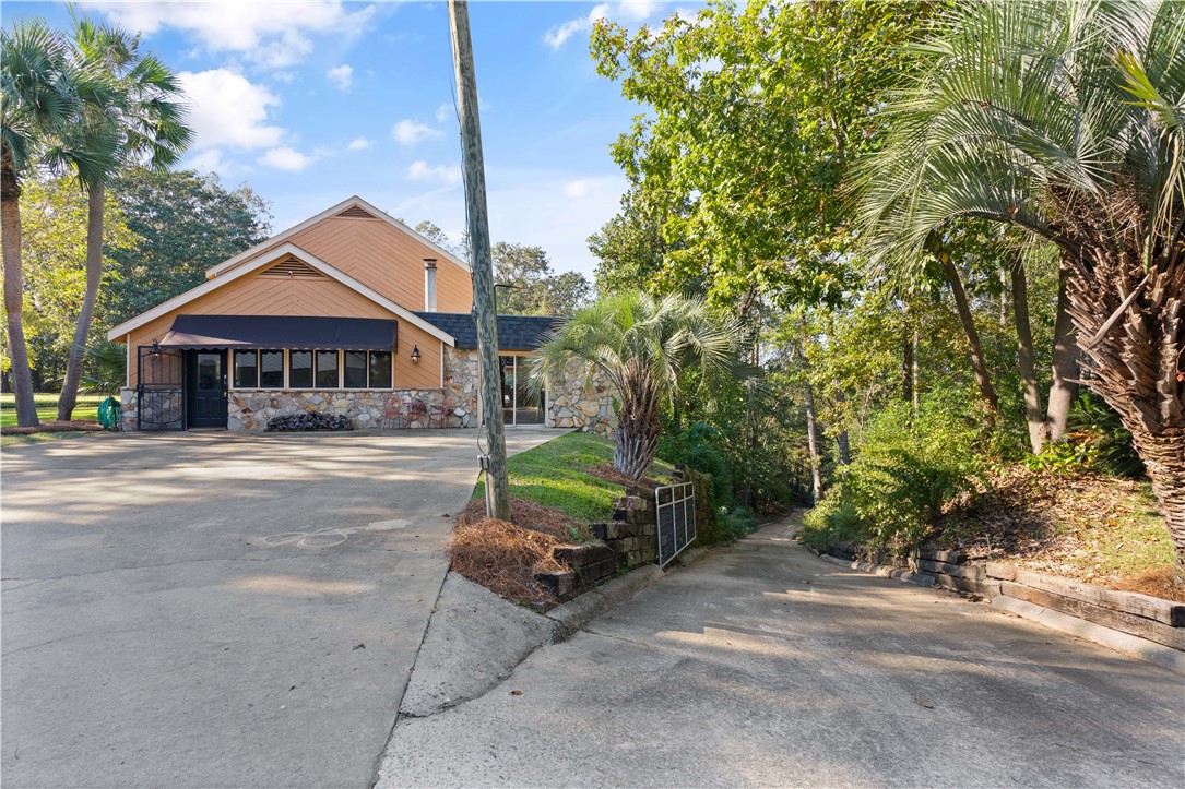 Jesup, Georgia 31545, United States, 3 Bedrooms Bedrooms, ,4 BathroomsBathrooms,Residential,Pending,36345