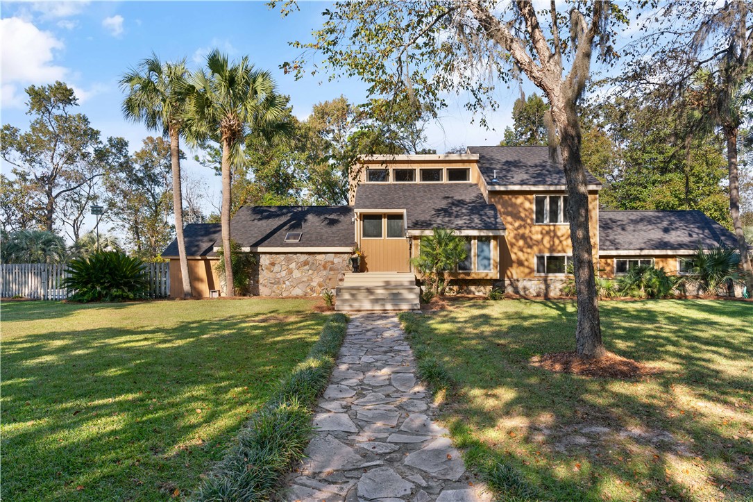 Jesup, Georgia 31545, United States, 3 Bedrooms Bedrooms, ,4 BathroomsBathrooms,Residential,Pending,36345