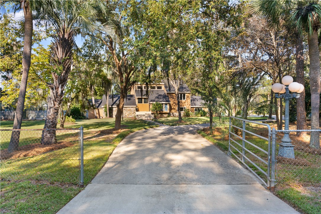 Jesup, Georgia 31545, United States, 3 Bedrooms Bedrooms, ,4 BathroomsBathrooms,Residential,Pending,36345