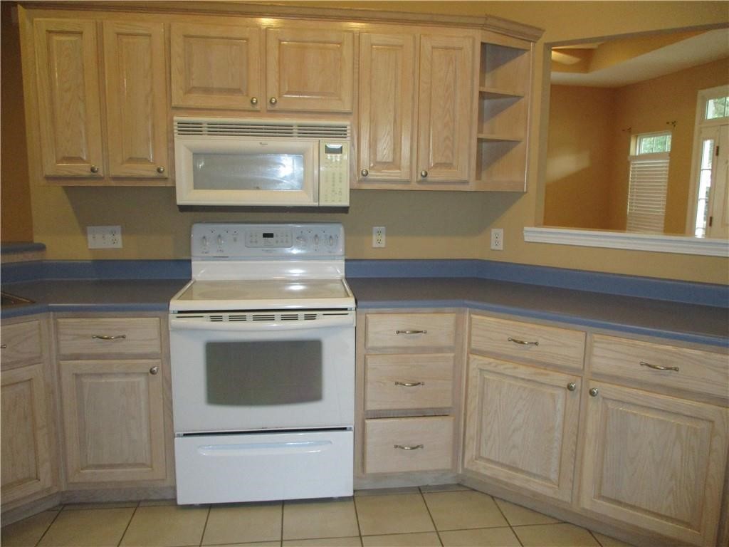 Brunswick, Georgia 31525, United States, 3 Bedrooms Bedrooms, ,2 BathroomsBathrooms,Residential,Active,91727