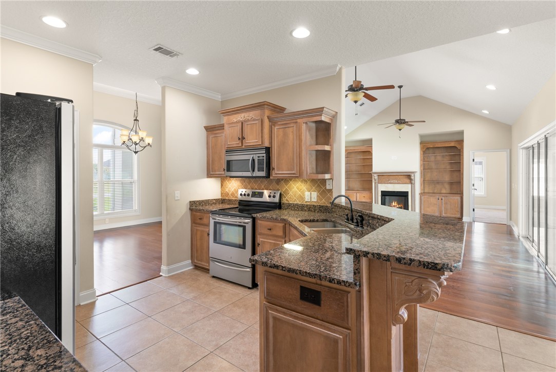 Brunswick, Georgia 31525, United States, 3 Bedrooms Bedrooms, ,2 BathroomsBathrooms,Residential,Active,183128