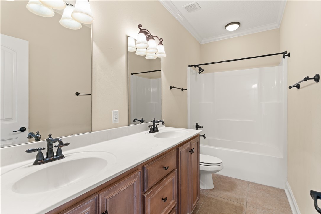 Brunswick, Georgia 31525, United States, 3 Bedrooms Bedrooms, ,2 BathroomsBathrooms,Residential,Active,183128