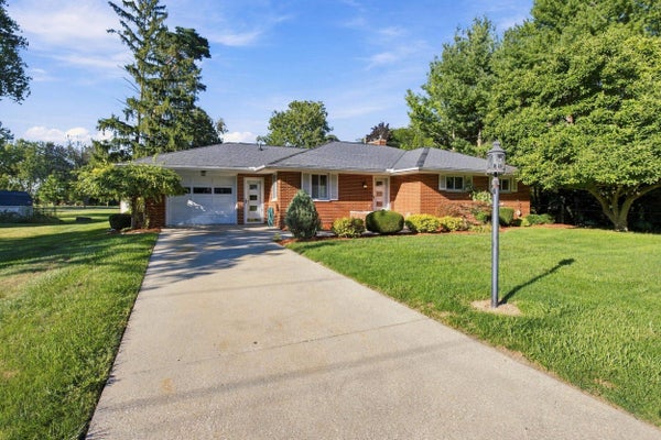 4560 JAMESON ST, SAGINAW, MI 48638 - Image 620377f4cf3f7b28d5a8892aae1f8b89/3857586366