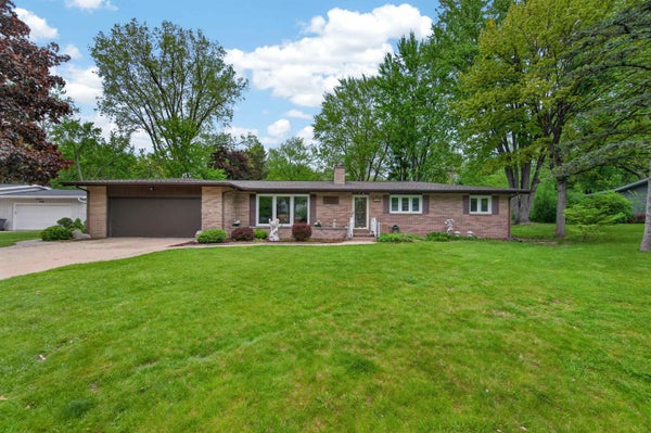 404 HUNTERS RDG, MIDLAND, MI 48640 - Image bd9c4ac902993e01daa0a3d64f828ef8/1997157553