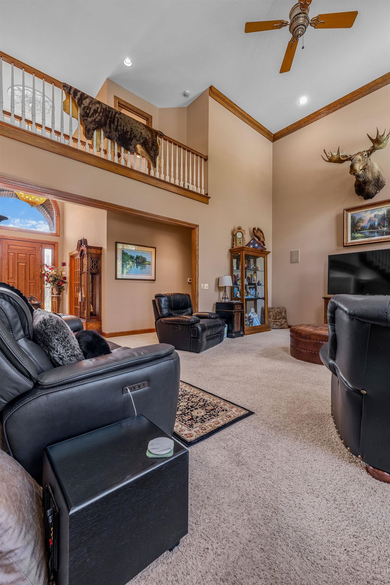 Essexville, Michigan, 48732, United States, 4 Bedrooms Bedrooms, ,6 BathroomsBathrooms,Residential,Active,2035058