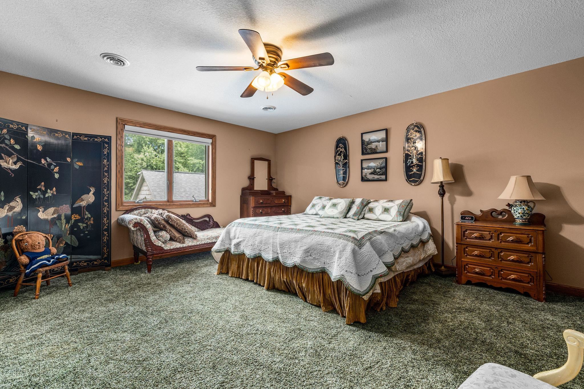 Essexville, Michigan, 48732, United States, 4 Bedrooms Bedrooms, ,6 BathroomsBathrooms,Residential,Active,2035058