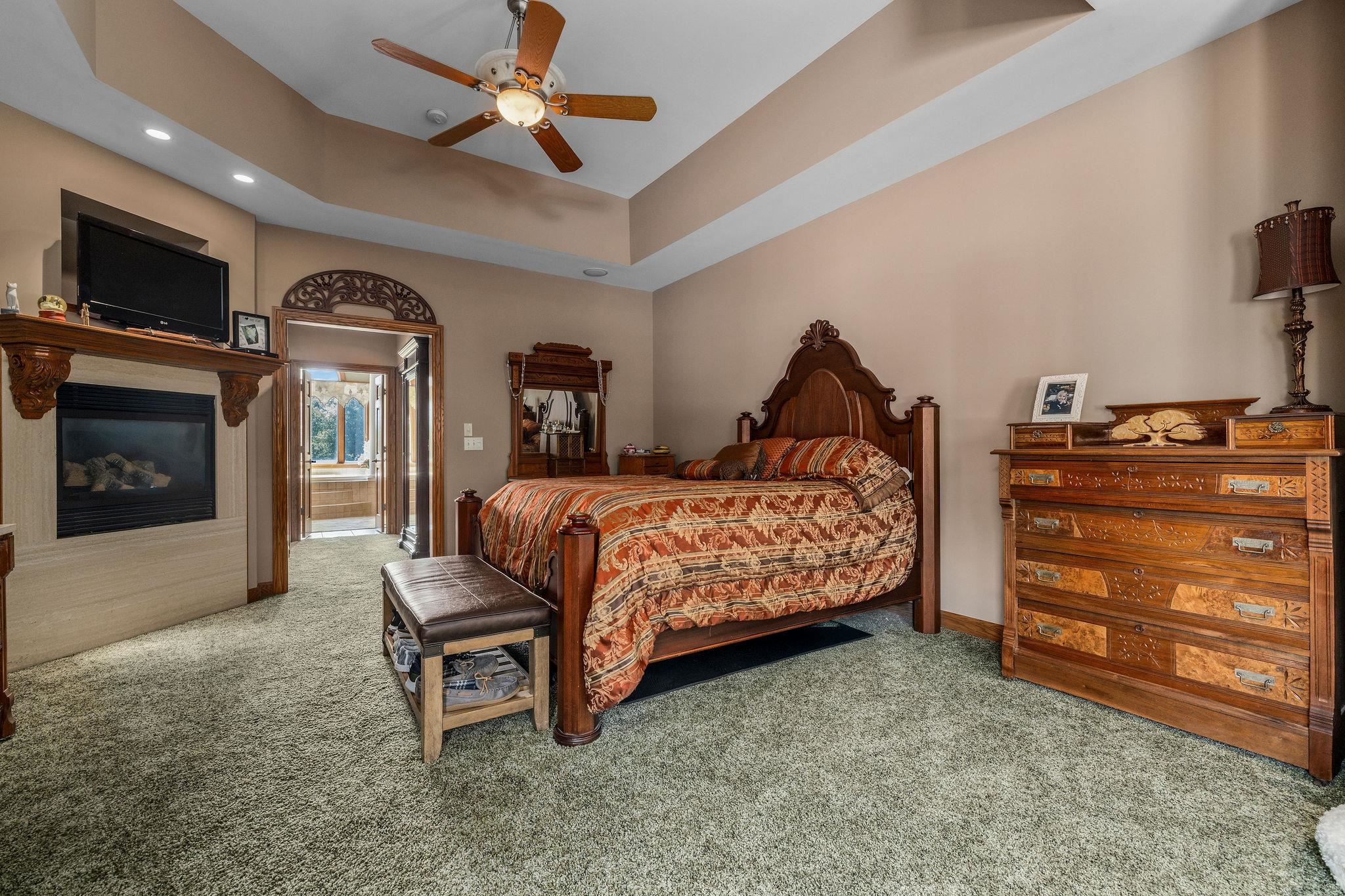 Essexville, Michigan, 48732, United States, 4 Bedrooms Bedrooms, ,6 BathroomsBathrooms,Residential,Active,2035058