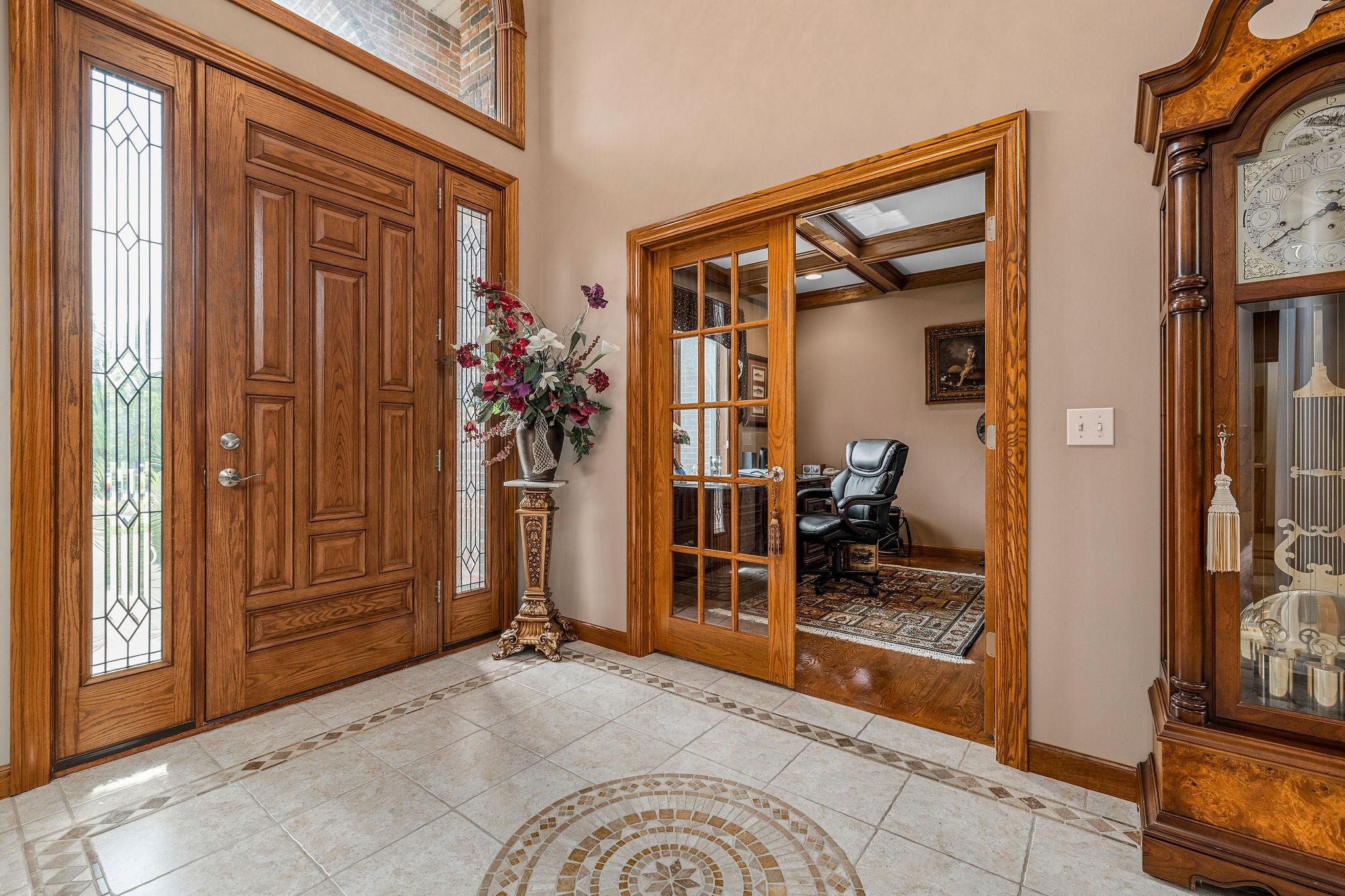 Essexville, Michigan, 48732, United States, 4 Bedrooms Bedrooms, ,6 BathroomsBathrooms,Residential,Active,2035058