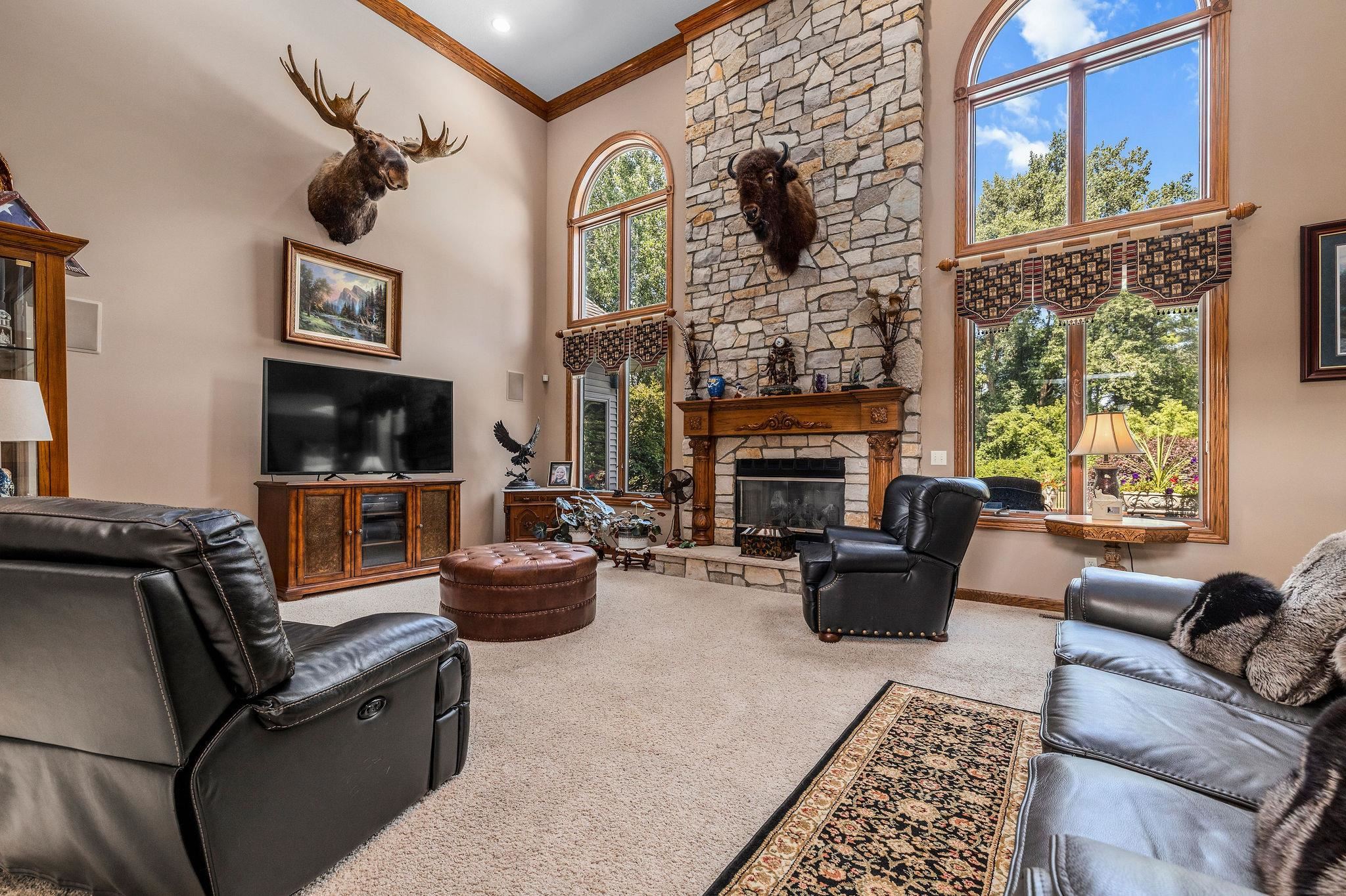 Essexville, Michigan, 48732, United States, 4 Bedrooms Bedrooms, ,6 BathroomsBathrooms,Residential,Active,2035058
