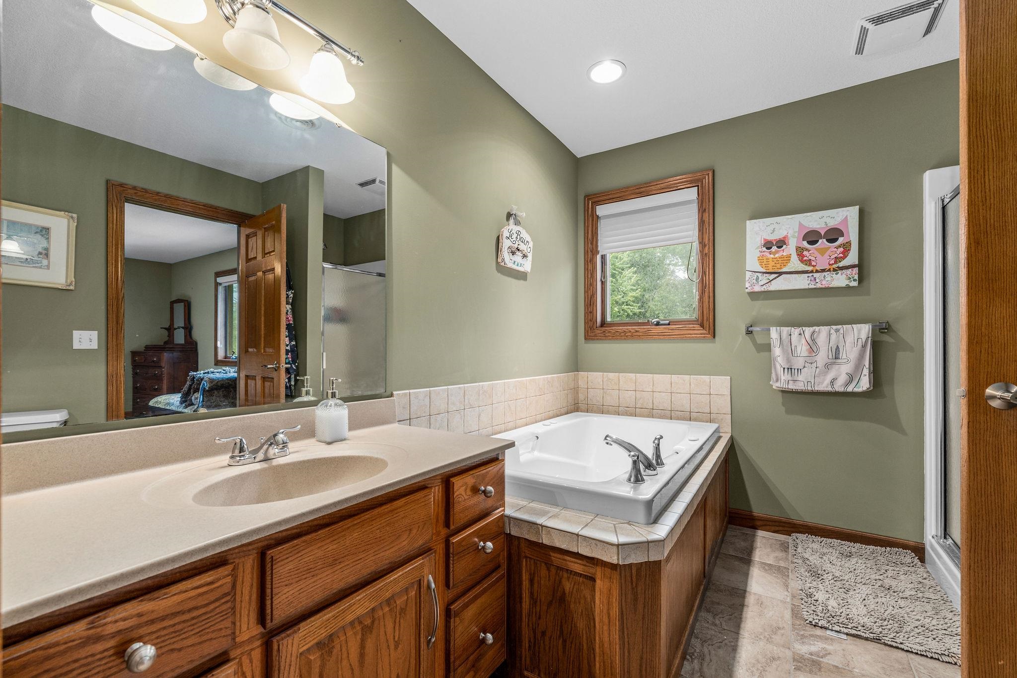 Essexville, Michigan, 48732, United States, 4 Bedrooms Bedrooms, ,6 BathroomsBathrooms,Residential,Active,2035058
