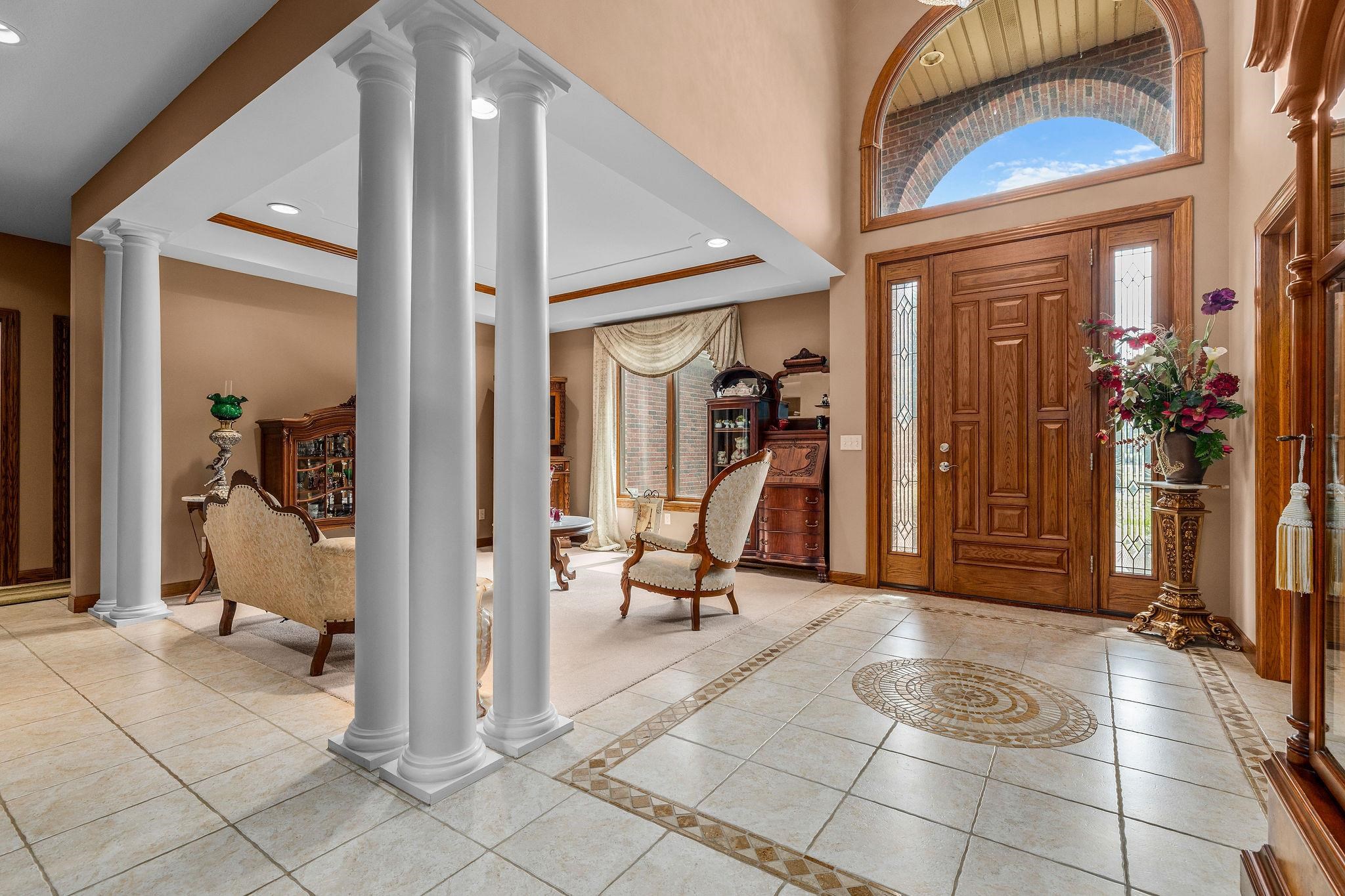 Essexville, Michigan, 48732, United States, 4 Bedrooms Bedrooms, ,6 BathroomsBathrooms,Residential,Active,2035058
