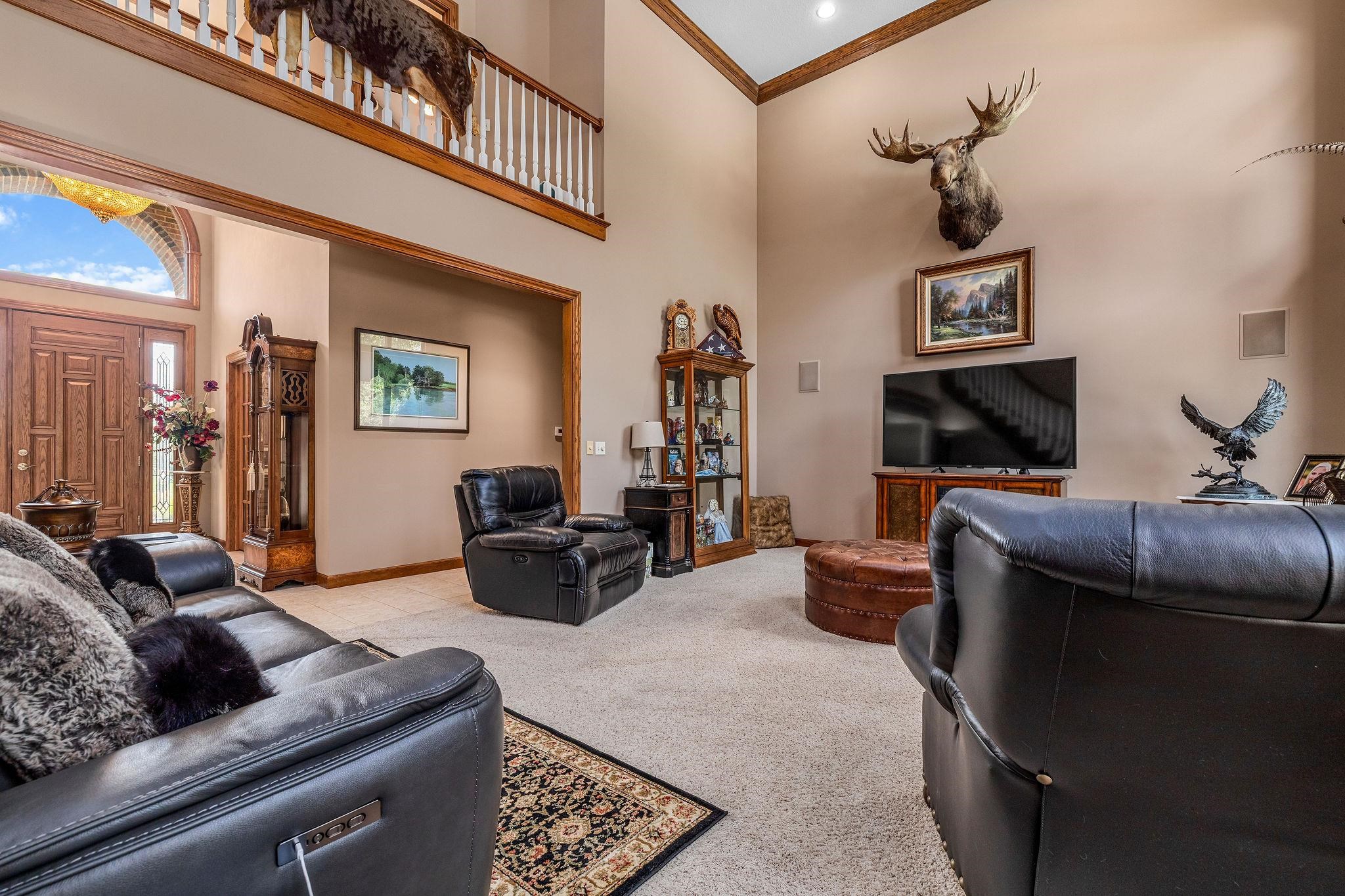 Essexville, Michigan, 48732, United States, 4 Bedrooms Bedrooms, ,6 BathroomsBathrooms,Residential,Active,2035058