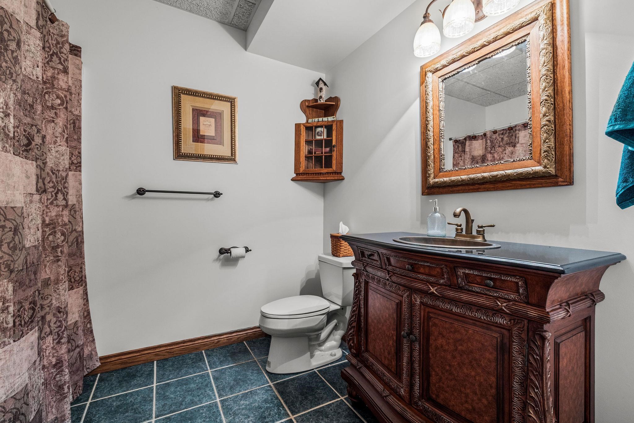 Essexville, Michigan, 48732, United States, 4 Bedrooms Bedrooms, ,6 BathroomsBathrooms,Residential,Active,2035058