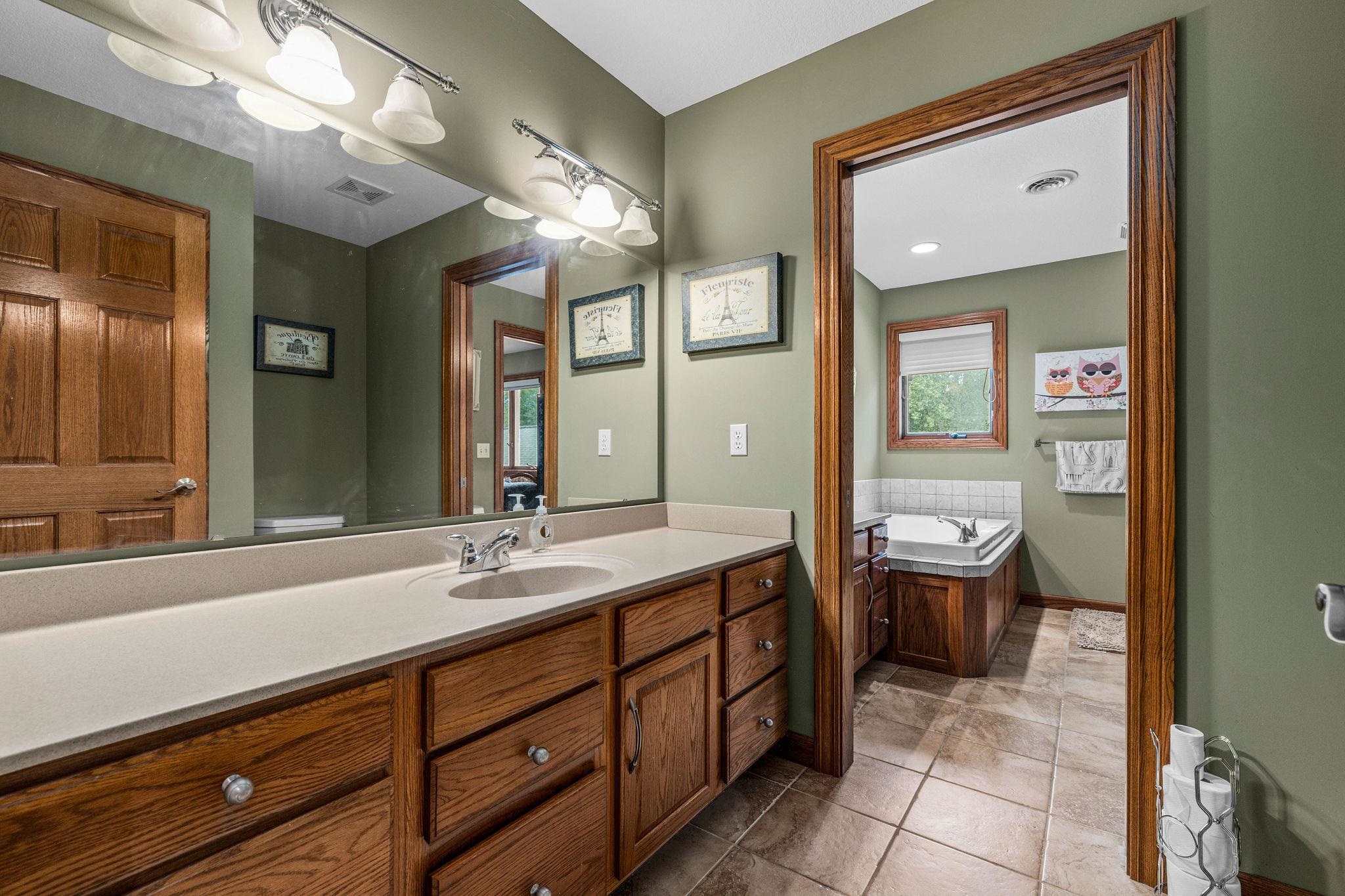 Essexville, Michigan, 48732, United States, 4 Bedrooms Bedrooms, ,6 BathroomsBathrooms,Residential,Active,2035058