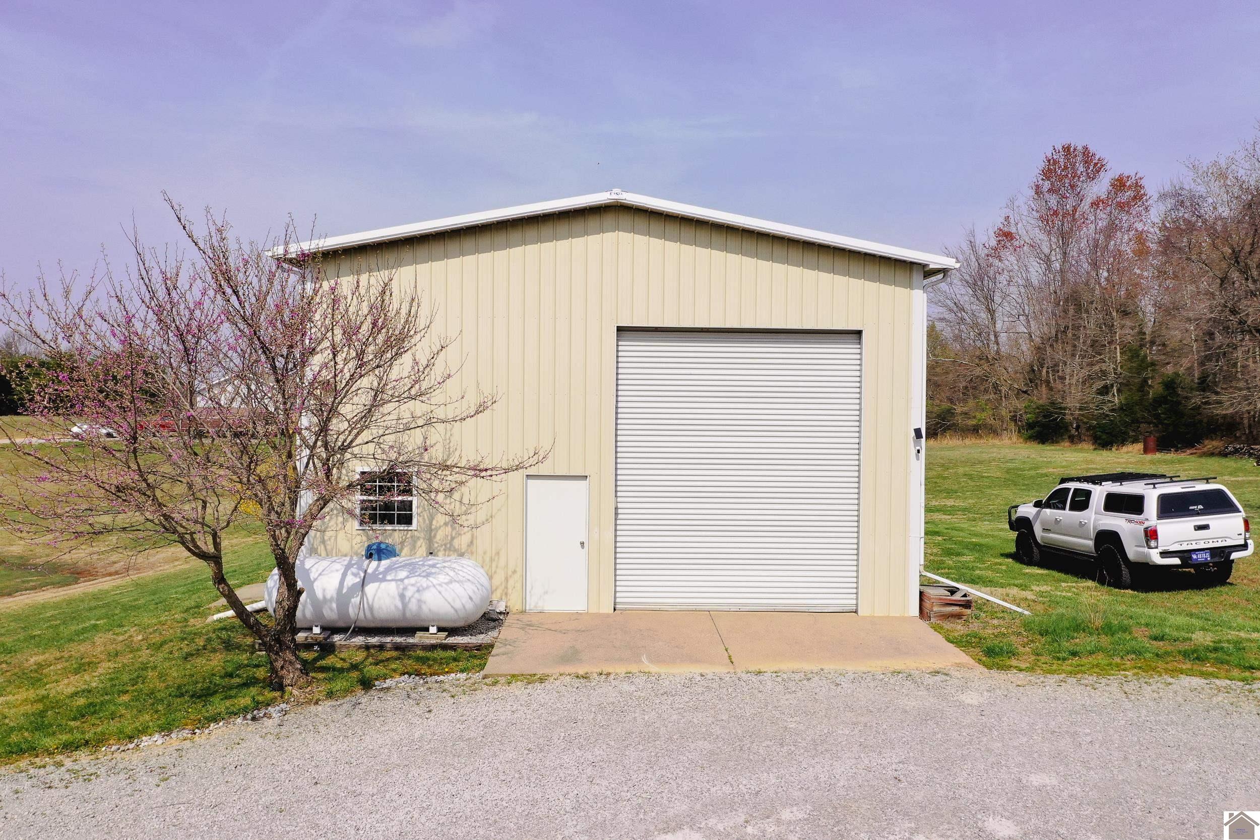 55 H L Holeman Rd