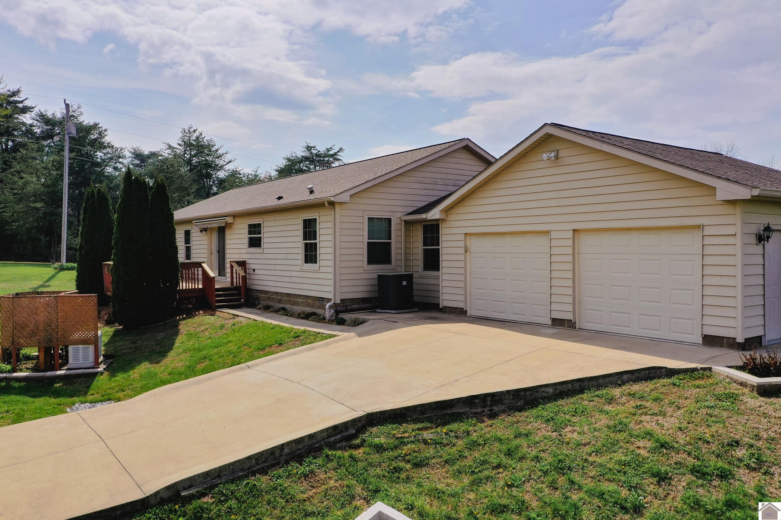 55 H L Holeman Rd