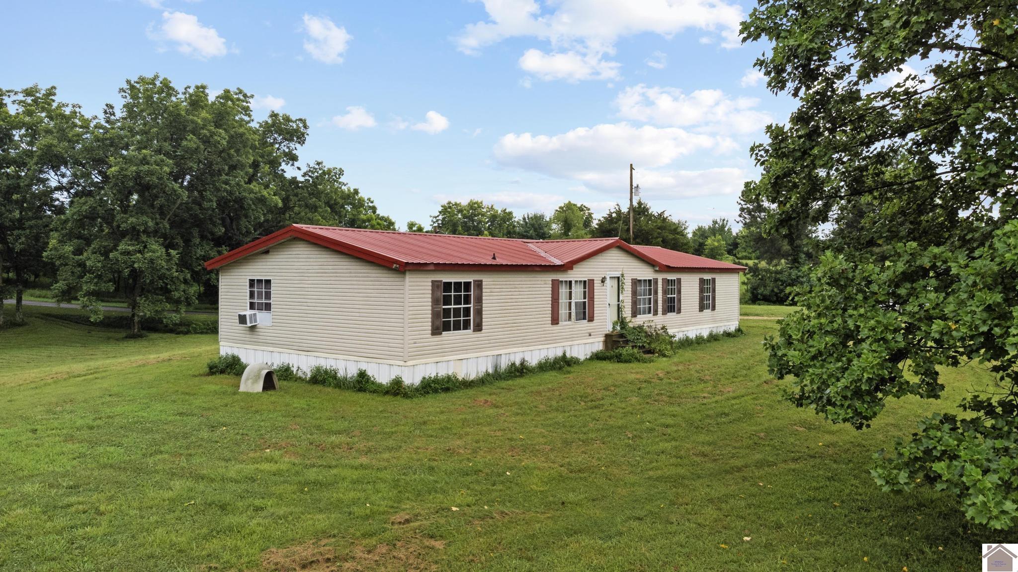 520 Seay Graveyard Rd
